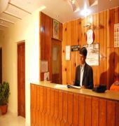 Hotel President Manāli エクステリア 写真